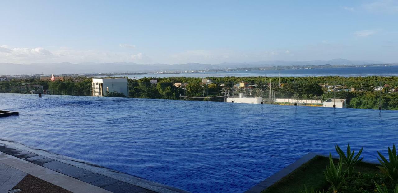 Apartment Sea View At Mactan Newtown Lapu-Lapu City Zewnętrze zdjęcie